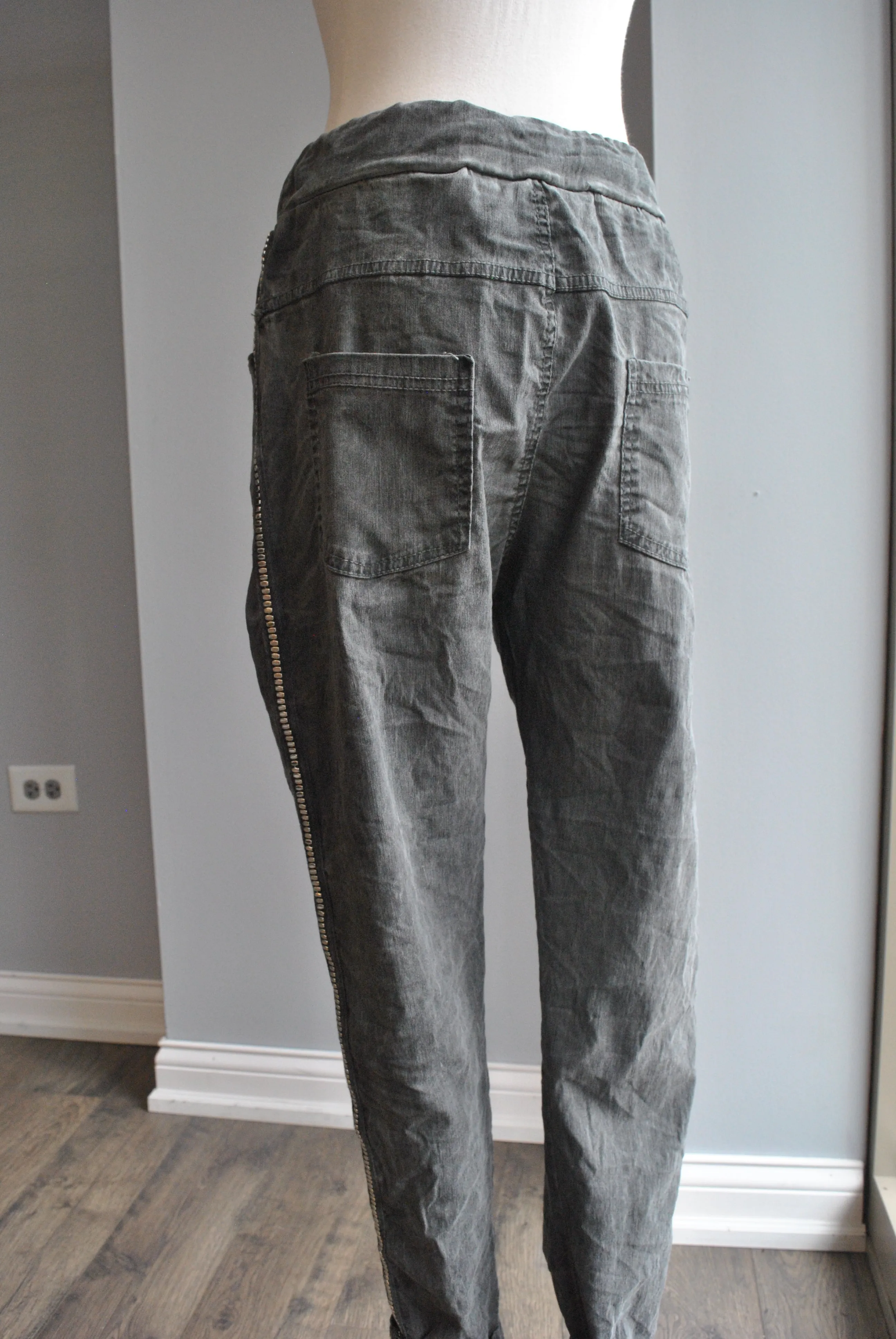 CHARCOAL GREY PANTS WITH SIDE SILVER TRIM AND POCKETS