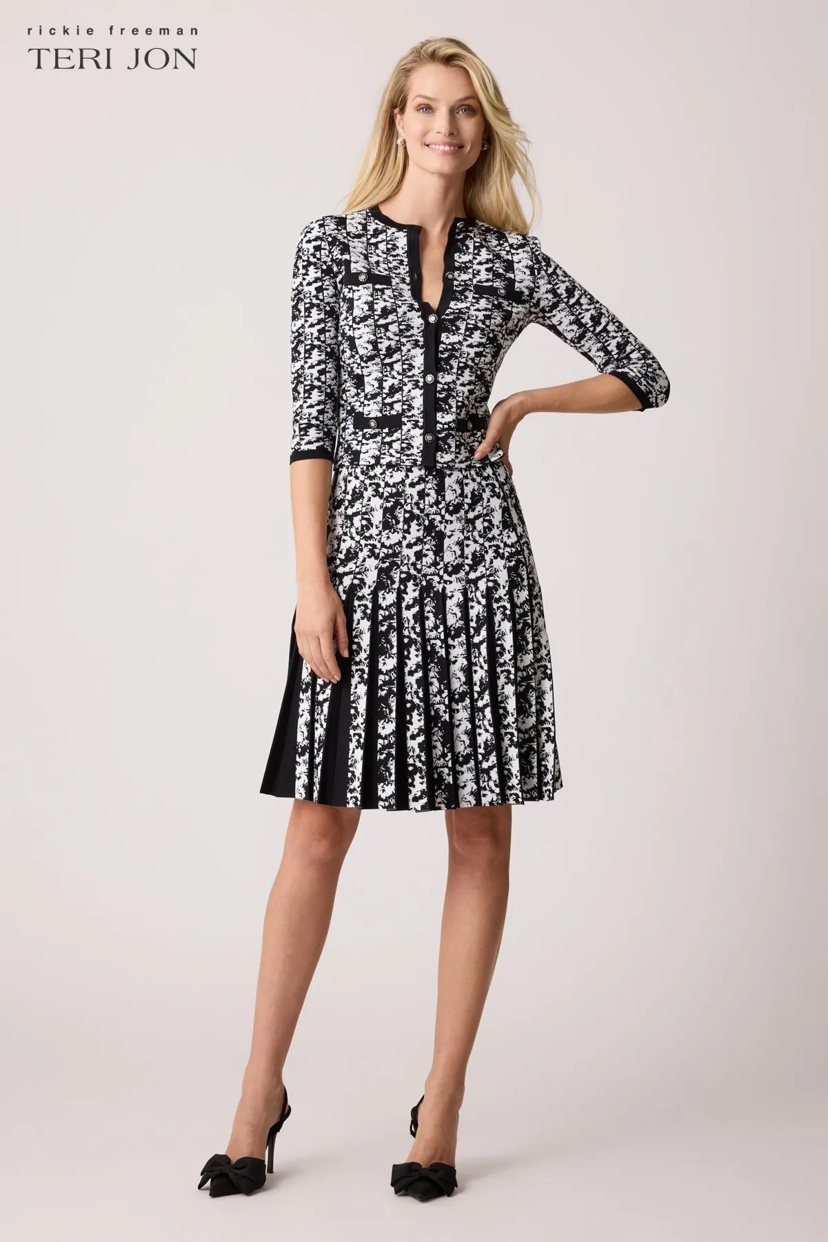 Double Knit Printed Box Pleat Skirt - Black White