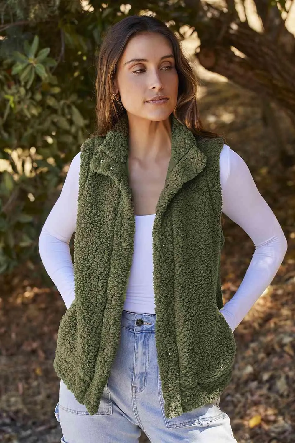 Extra Warm Sleeveless Snap Down Sherpa Vest