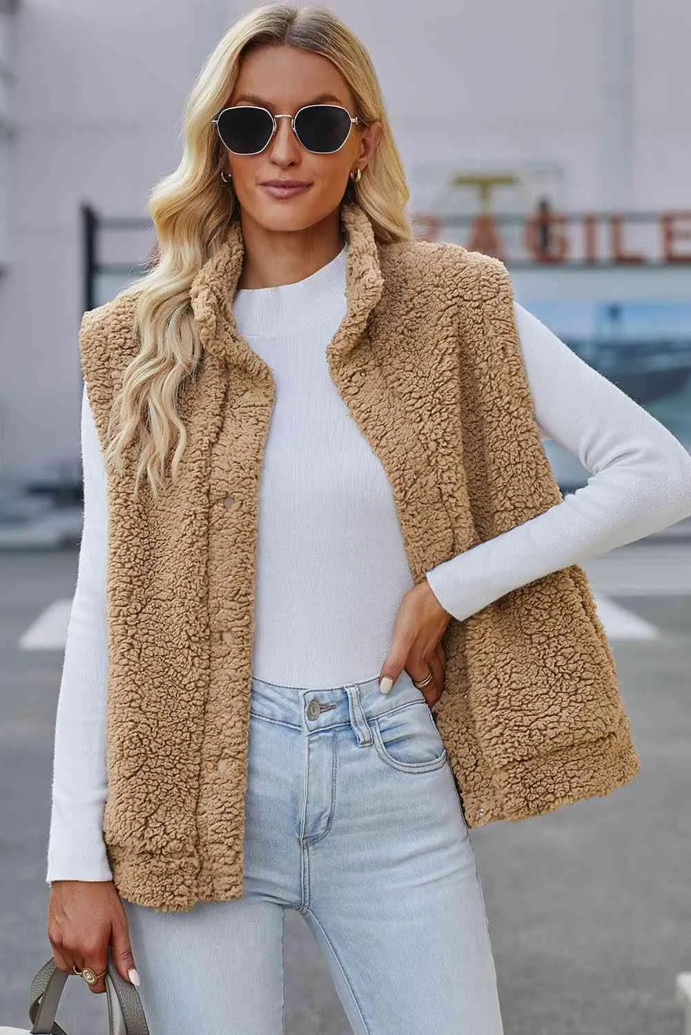 Extra Warm Sleeveless Snap Down Sherpa Vest