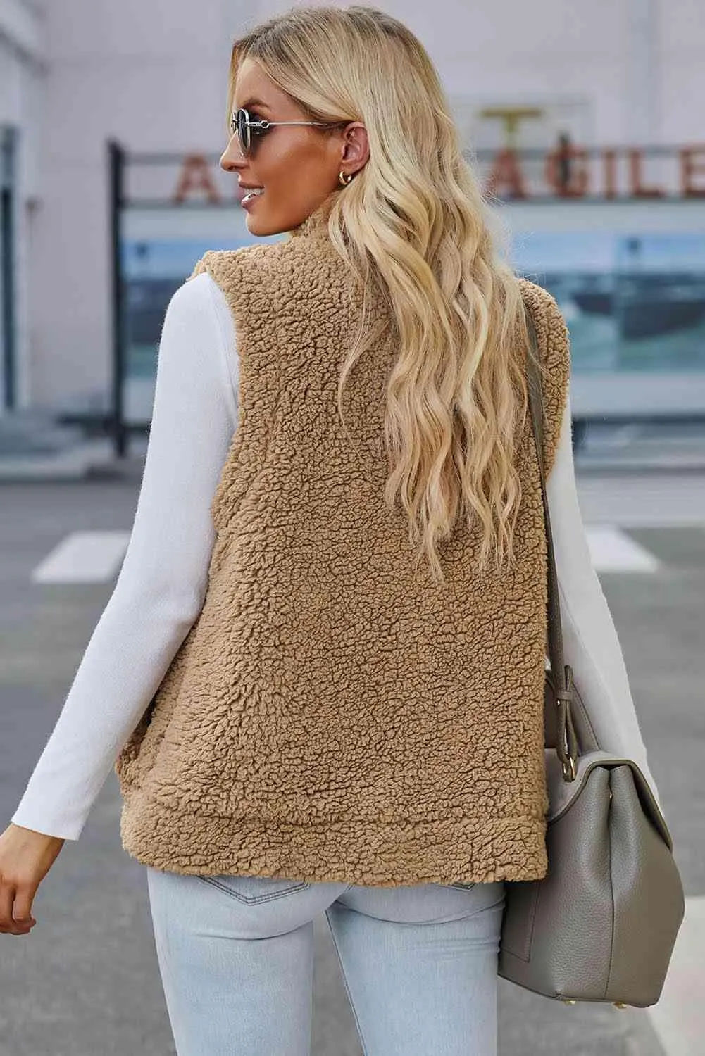 Extra Warm Sleeveless Snap Down Sherpa Vest