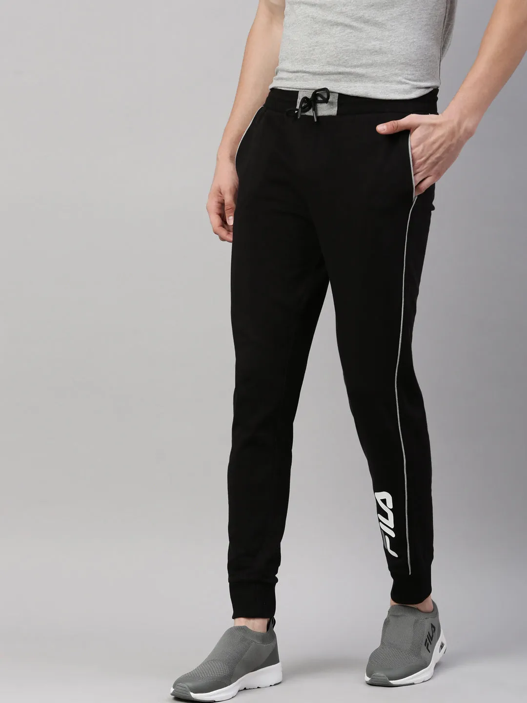 Fila Black Ogera Men's Cuffed Joggers
