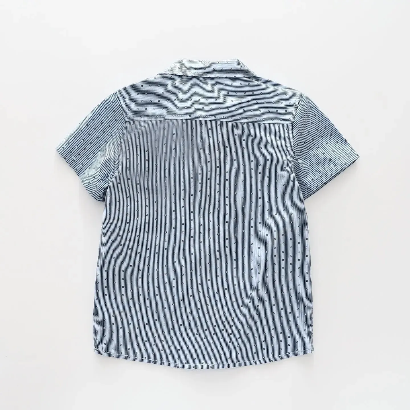 Fine Line Geometric Collared Shirt