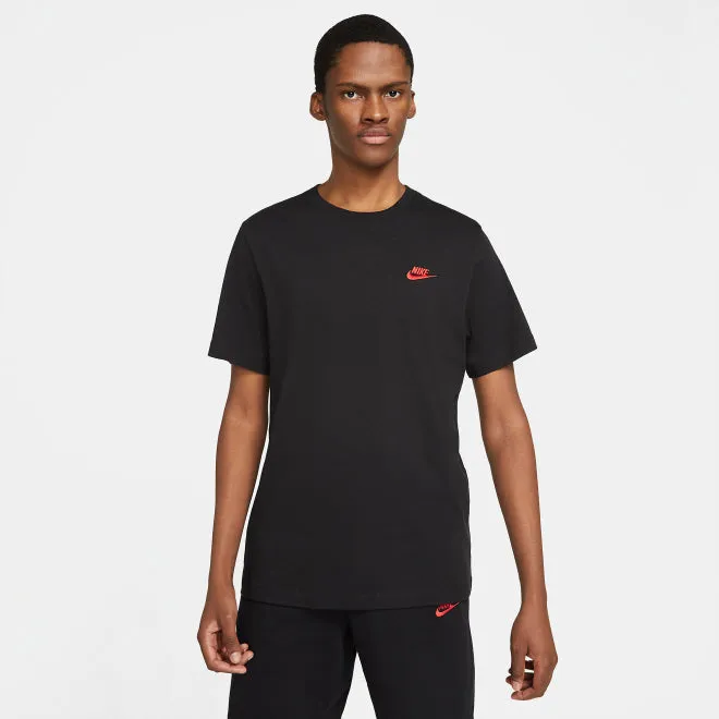 Men's Nike Essential Embroidered Tee (Standard Fit)(Black/Red)(AR4997-016)
