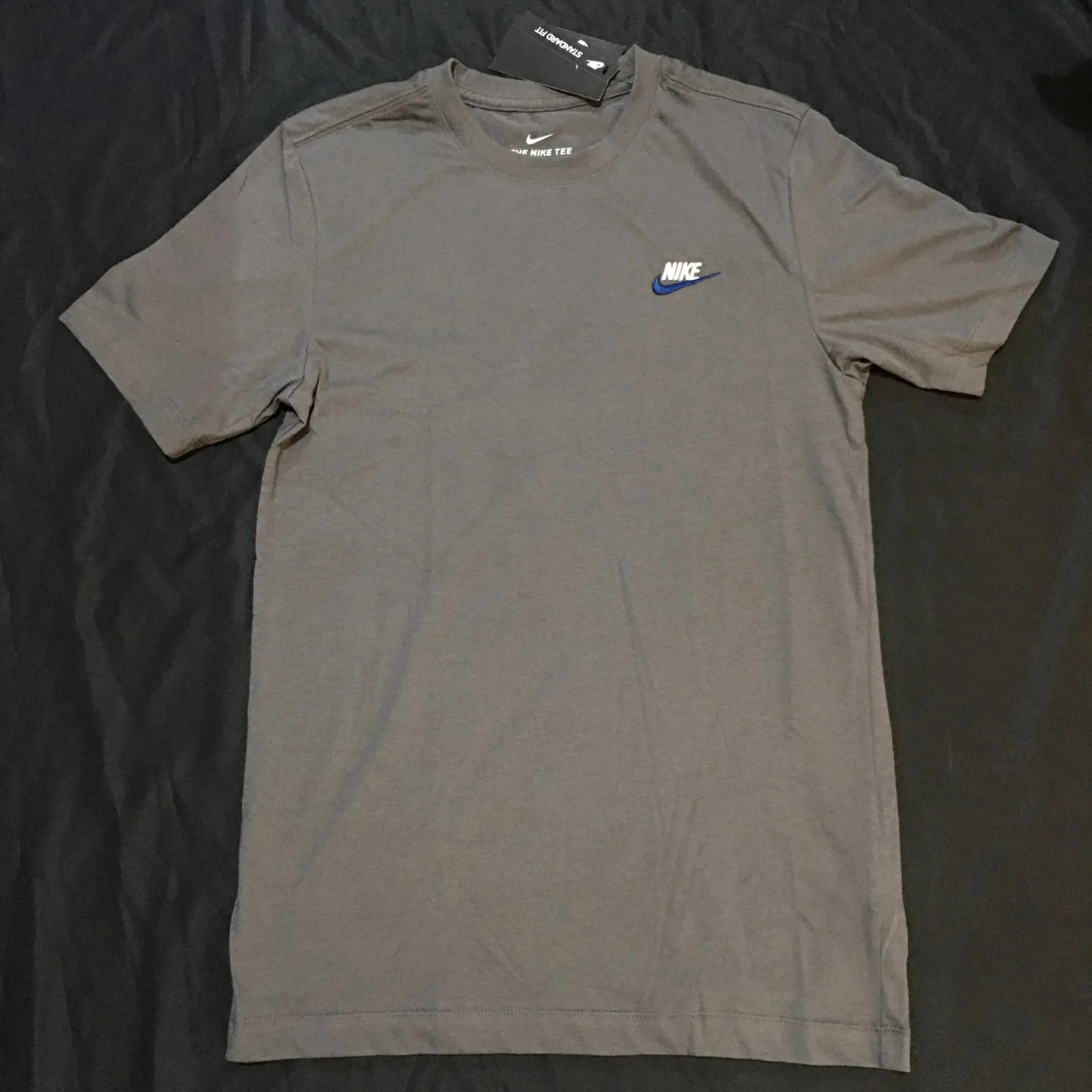 Men's Nike Essential Embroidered Tee (Standard Fit)(Iron Grey/White/Coastal Blue)(AR4997-022)