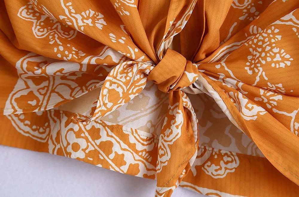 PRINTED TOP WITH KNOT