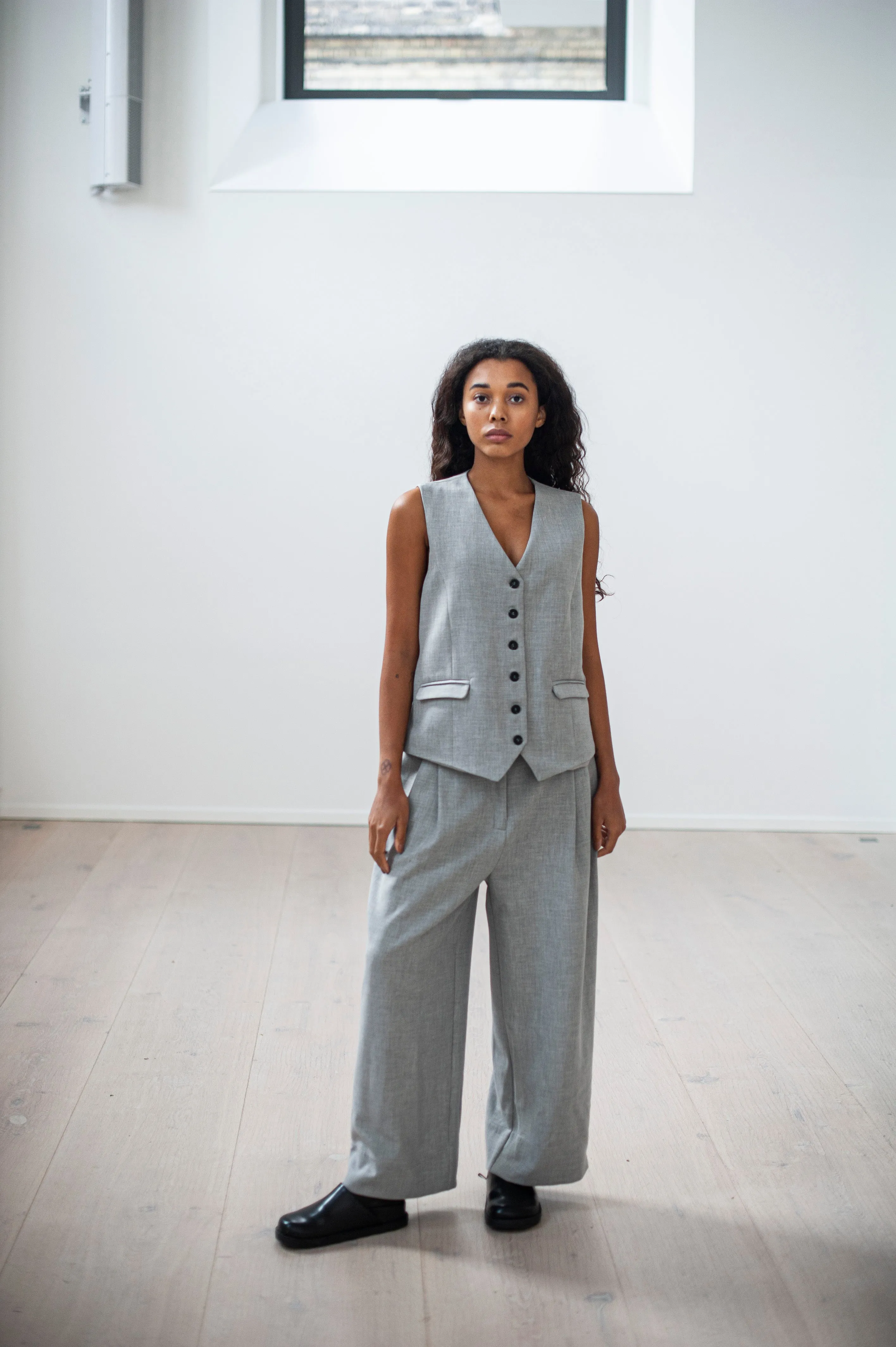 Women's heavy cotton wide-leg pleated pants